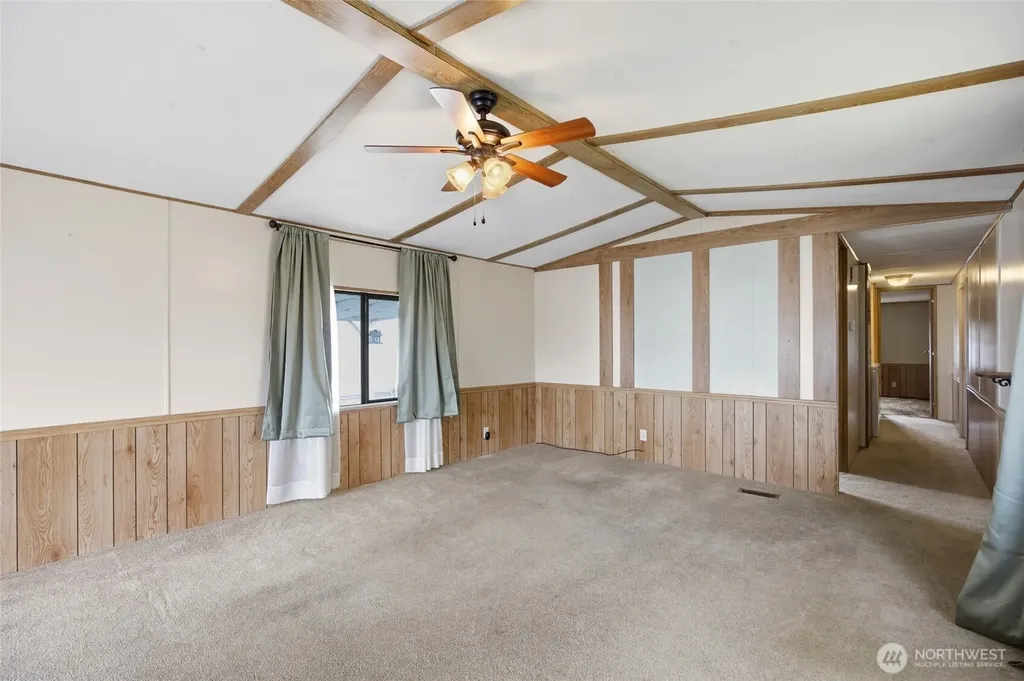 2240 W Broadway Avenue Moses Lake WA 98837