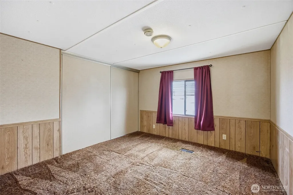 2240 W Broadway Avenue Moses Lake WA 98837