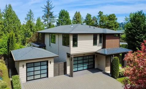 11276 SE 32nd Lane Bellevue WA 98004
