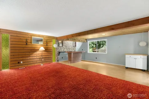 20621 SE 159th Street Renton WA 98059