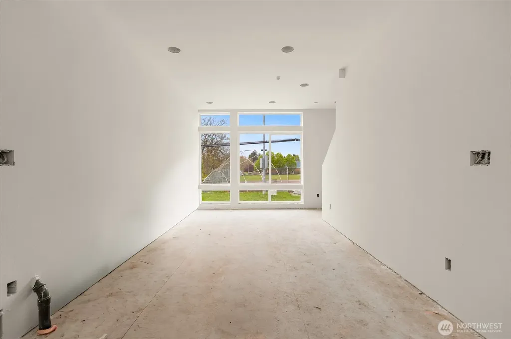 2452 NW 60th Street Seattle WA 98107