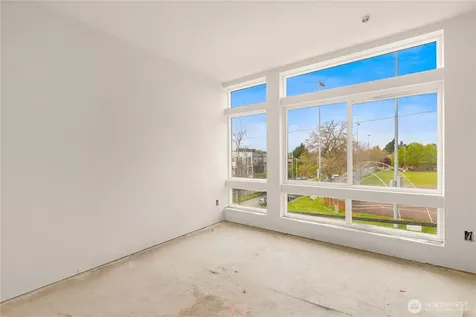 2452 NW 60th Street Seattle WA 98107