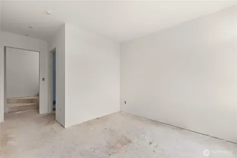 2452 NW 60th Street Seattle WA 98107