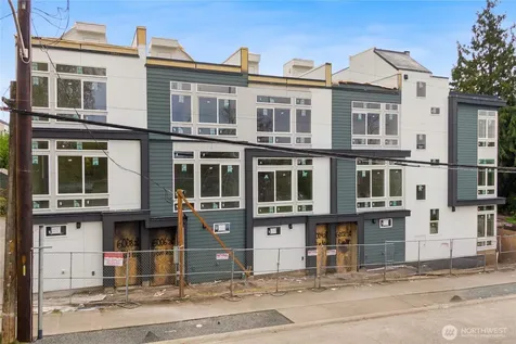 2452 NW 60th Street Seattle WA 98107