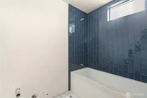 2452 NW 60th Street Seattle WA 98107