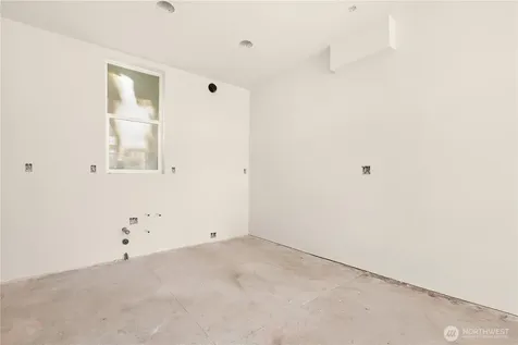 2452 NW 60th Street Seattle WA 98107