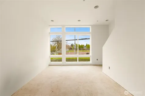 2452 NW 60th Street Seattle WA 98107