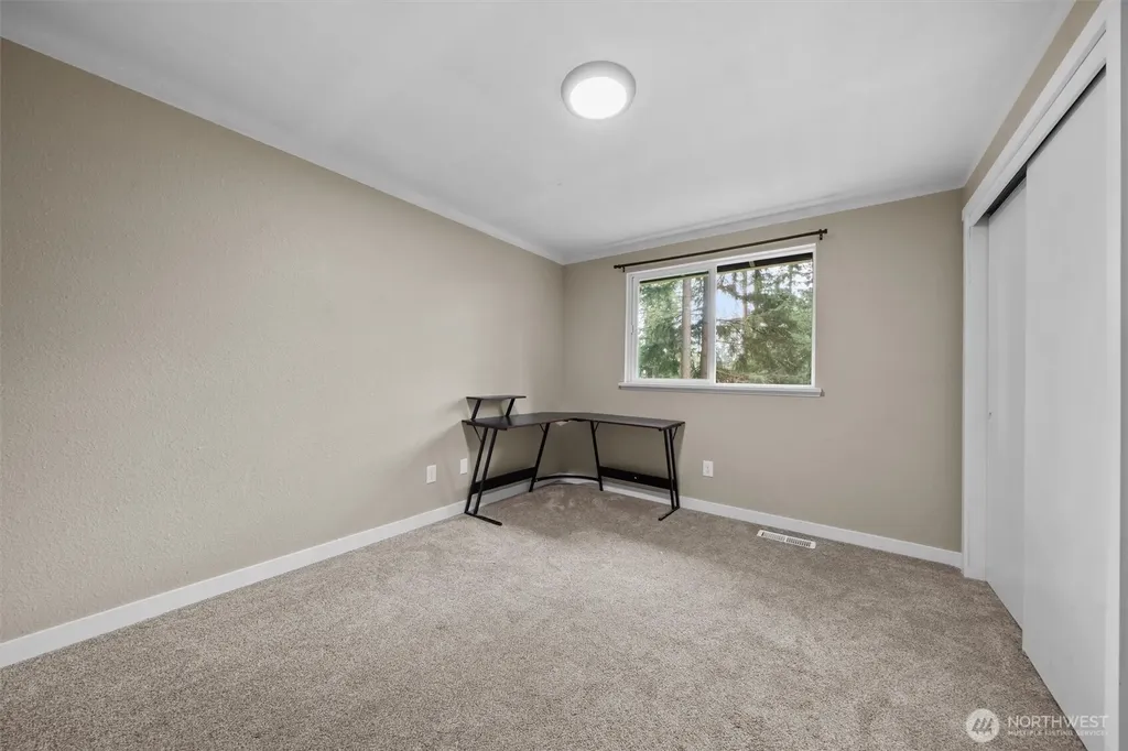11719 258th Avenue E Buckley WA 98321