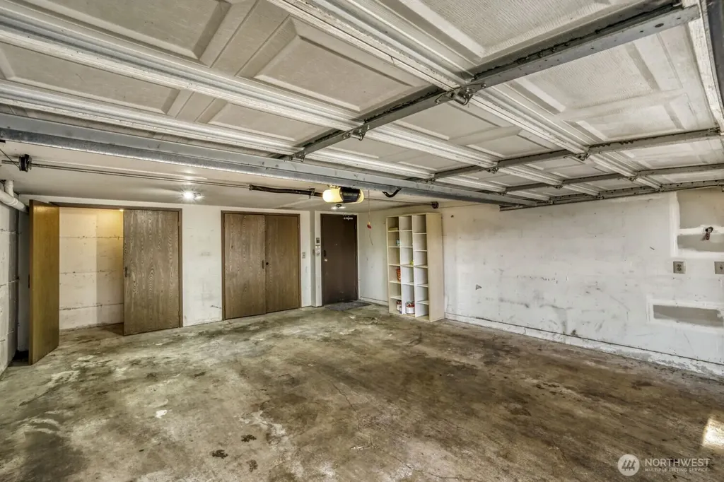 21021 76th Avenue W Edmonds WA 98026