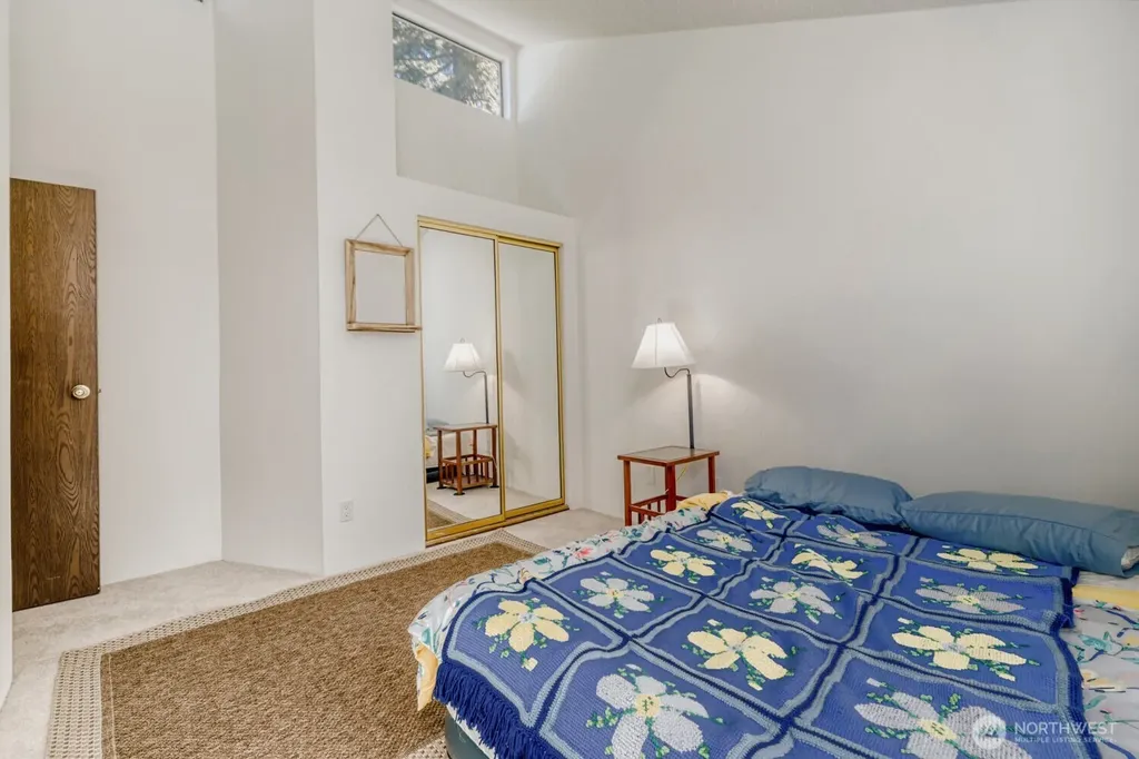 21021 76th Avenue W Edmonds WA 98026
