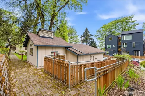 49 31st Avenue S Seattle WA 98108