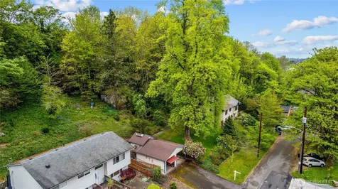 49 31st Avenue S Seattle WA 98108
