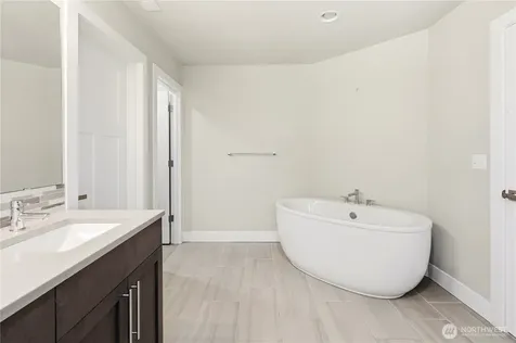 1720 182nd Place SW Lynnwood WA 98037