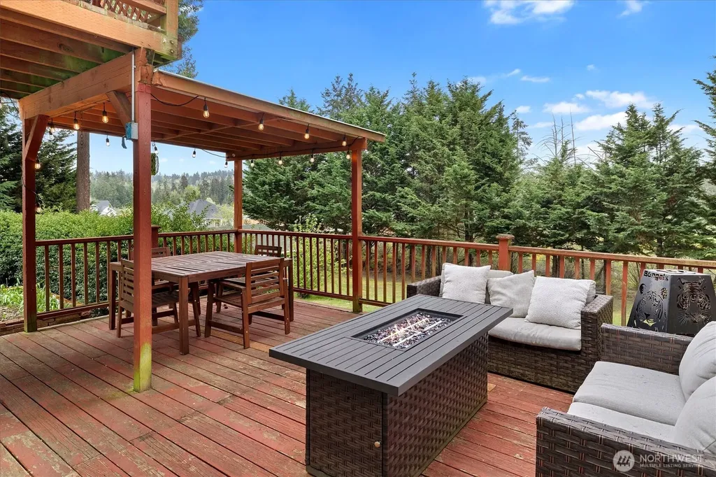 6304 255th Street Ct E Graham WA 98338