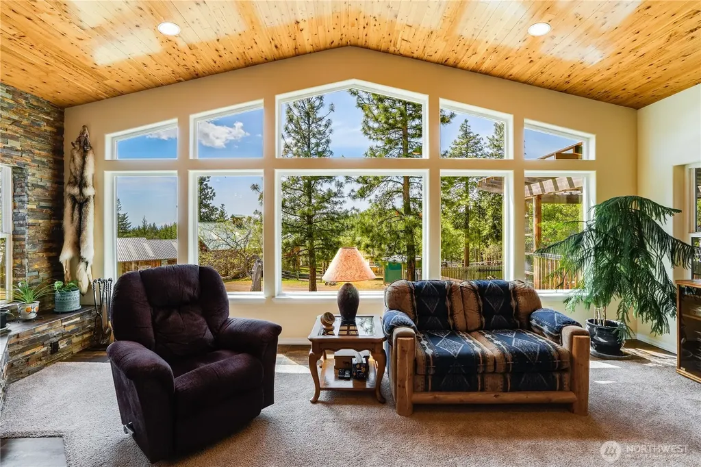 11 Deer Ridge Road Goldendale WA 98620