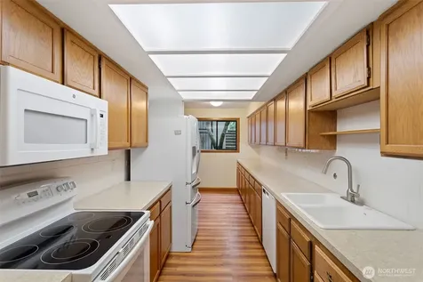 1602 NE 140th Street Seattle WA 98125