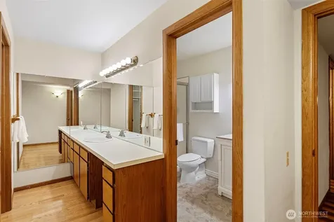 1602 NE 140th Street Seattle WA 98125