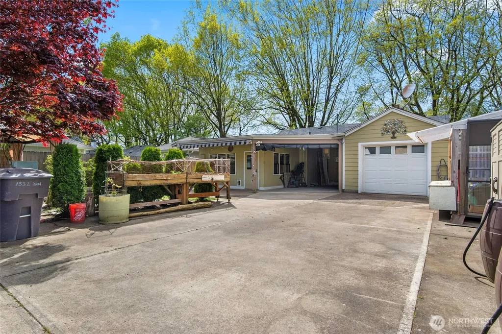 1332 22nd Avenue Longview WA 98632