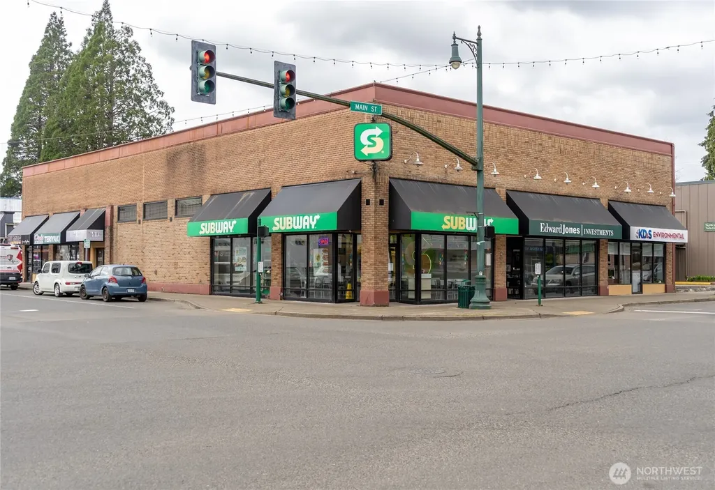 112 W Pioneer Avenue Montesano WA 98563