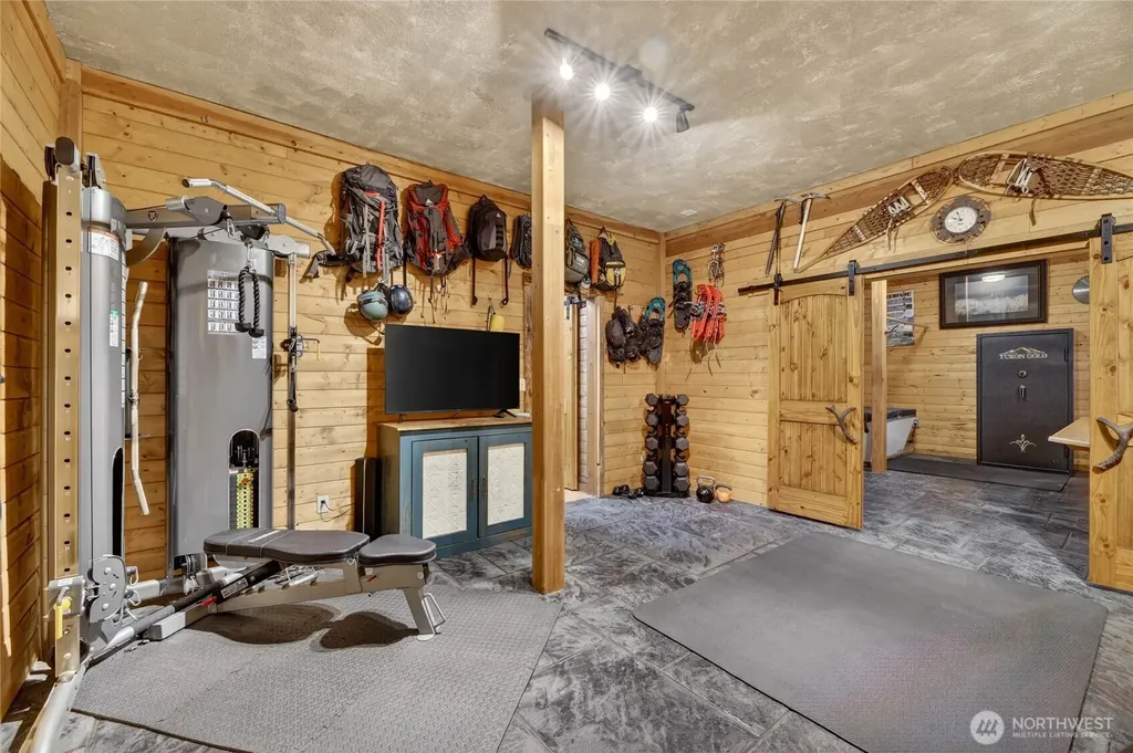 50 Summit Way Snoqualmie Pass WA 98068