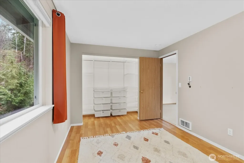 508 Summit Lake Shore Drive NW Olympia WA 98502