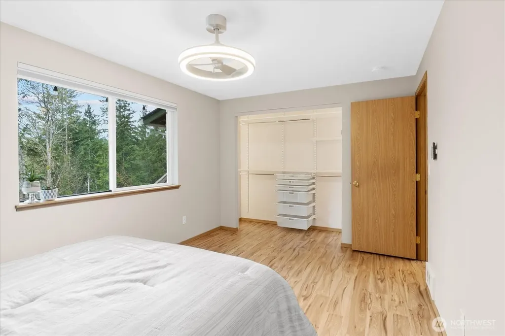 508 Summit Lake Shore Drive NW Olympia WA 98502