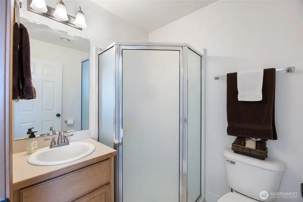 10088 5.6 NE Moses Lake WA 98837