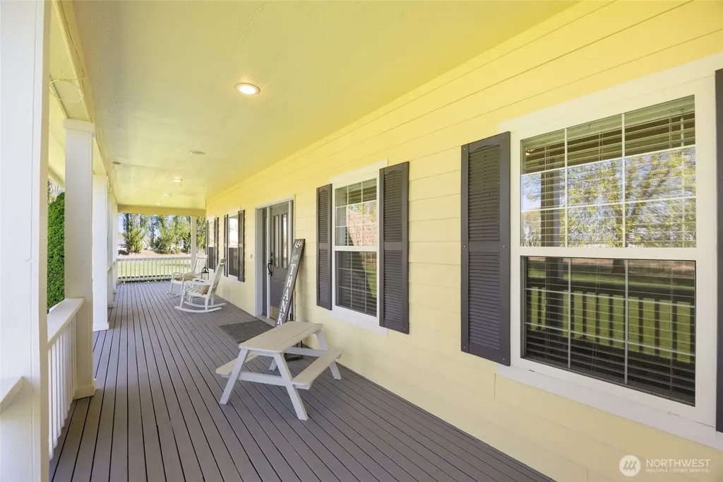 10088 5.6 NE Moses Lake WA 98837
