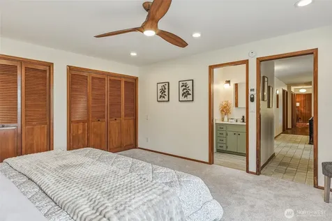 797 NW Culbertson Drive Seattle WA 98177