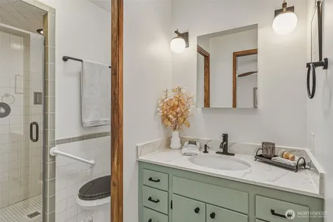 797 NW Culbertson Drive Seattle WA 98177