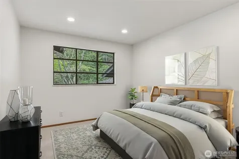 797 NW Culbertson Drive Seattle WA 98177