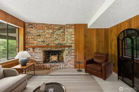 797 NW Culbertson Drive Seattle WA 98177