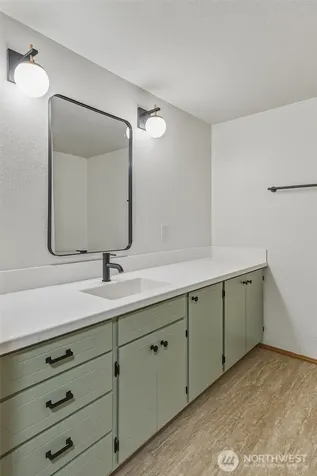 797 NW Culbertson Drive Seattle WA 98177