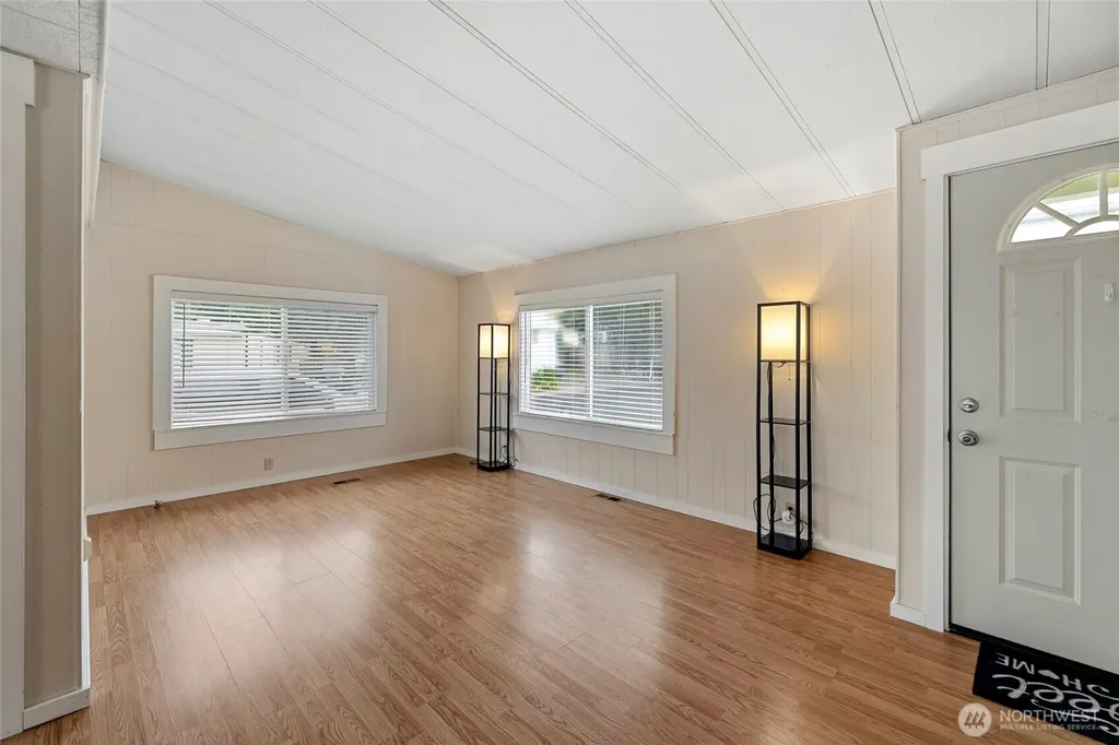 700 NW Crosby Oak Harbor WA 98277