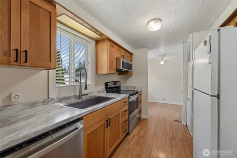 700 NW Crosby Oak Harbor WA 98277