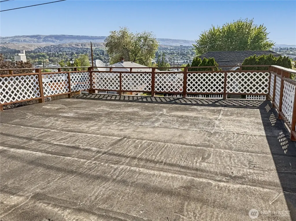 802 S Chelan Avenue Wenatchee WA 98801