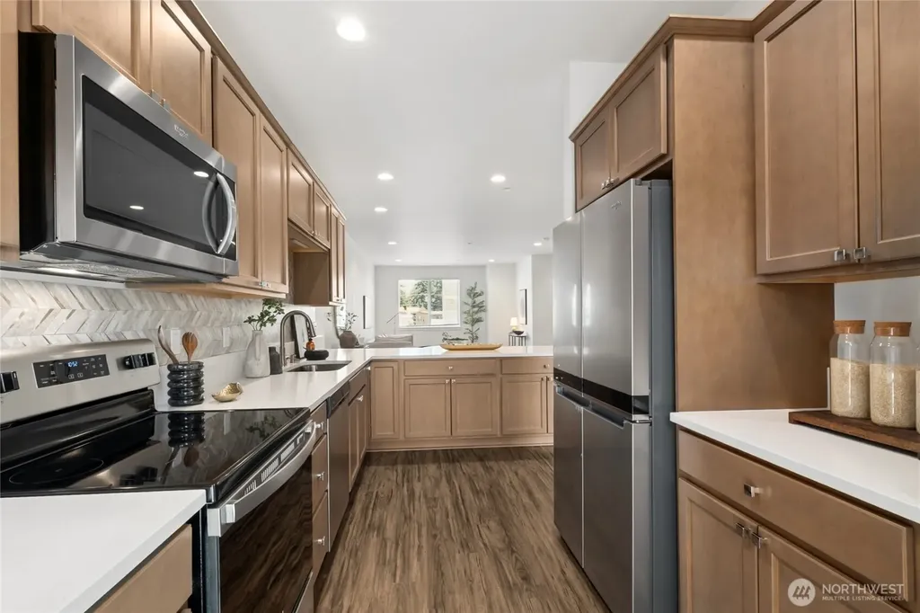 115 SW 181st Place Normandy Park WA 98166