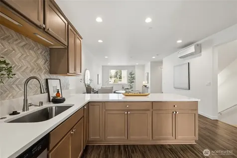 115 SW 181st Place Normandy Park WA 98166