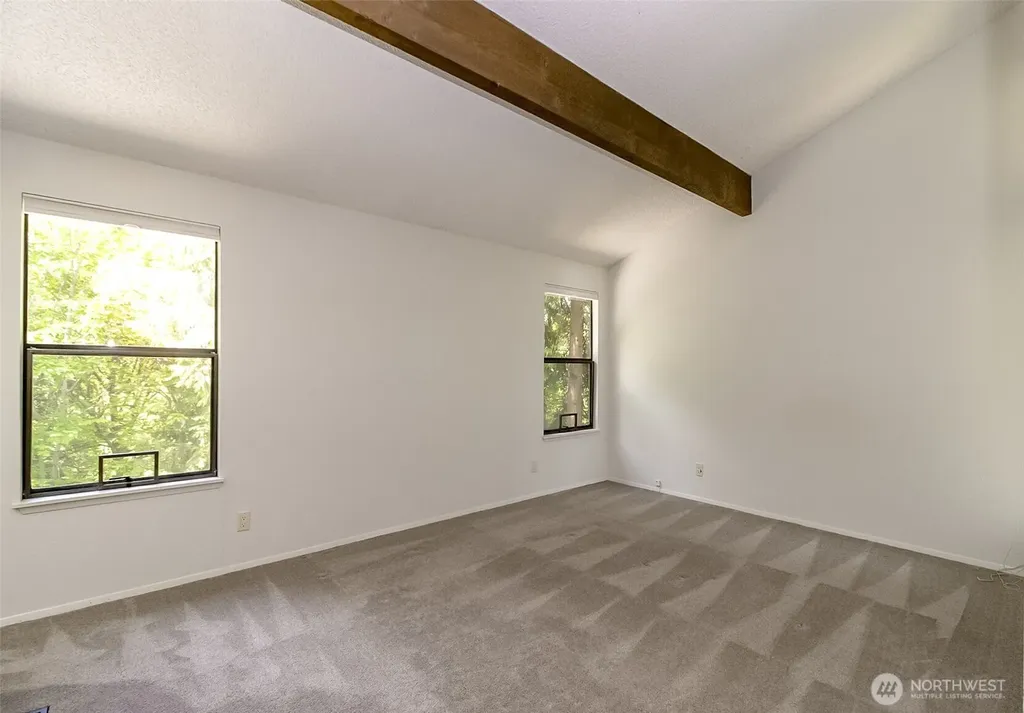 14333 93rd Avenue NE Kirkland WA 98034