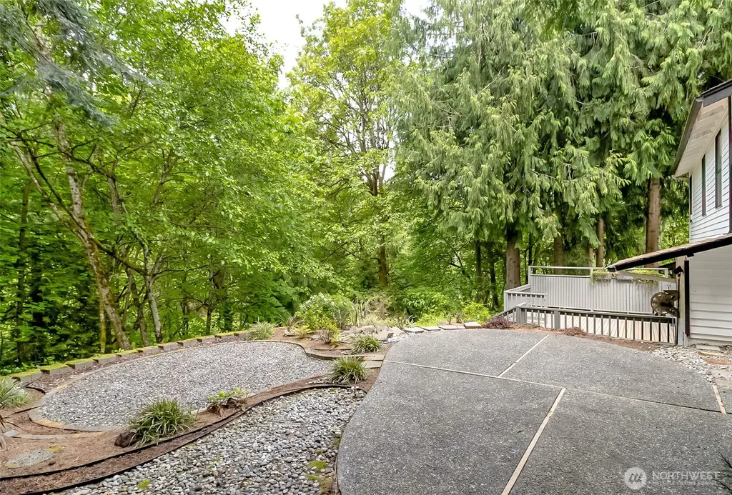 14333 93rd Avenue NE Kirkland WA 98034
