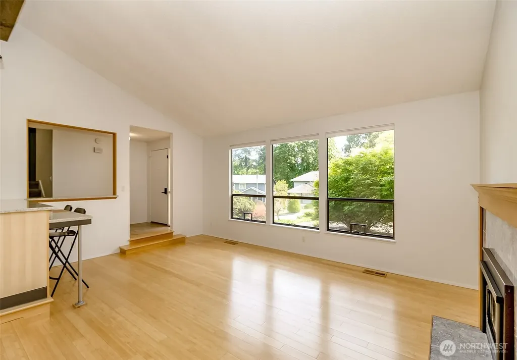 14333 93rd Avenue NE Kirkland WA 98034