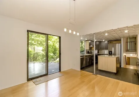14333 93rd Avenue NE Kirkland WA 98034