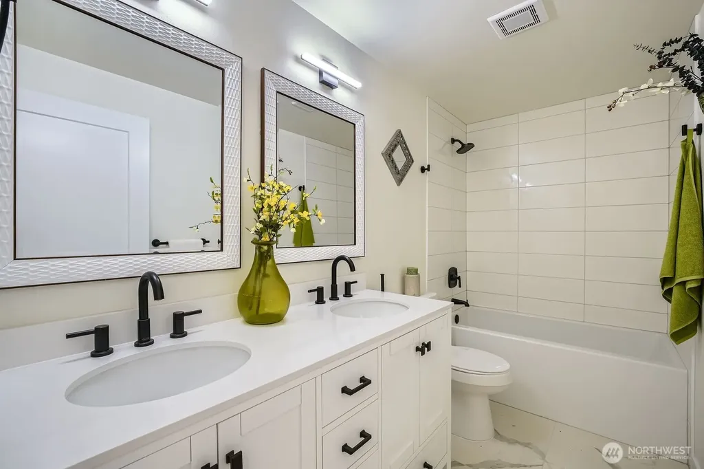 5930 18th Avenue S Seattle WA 98108