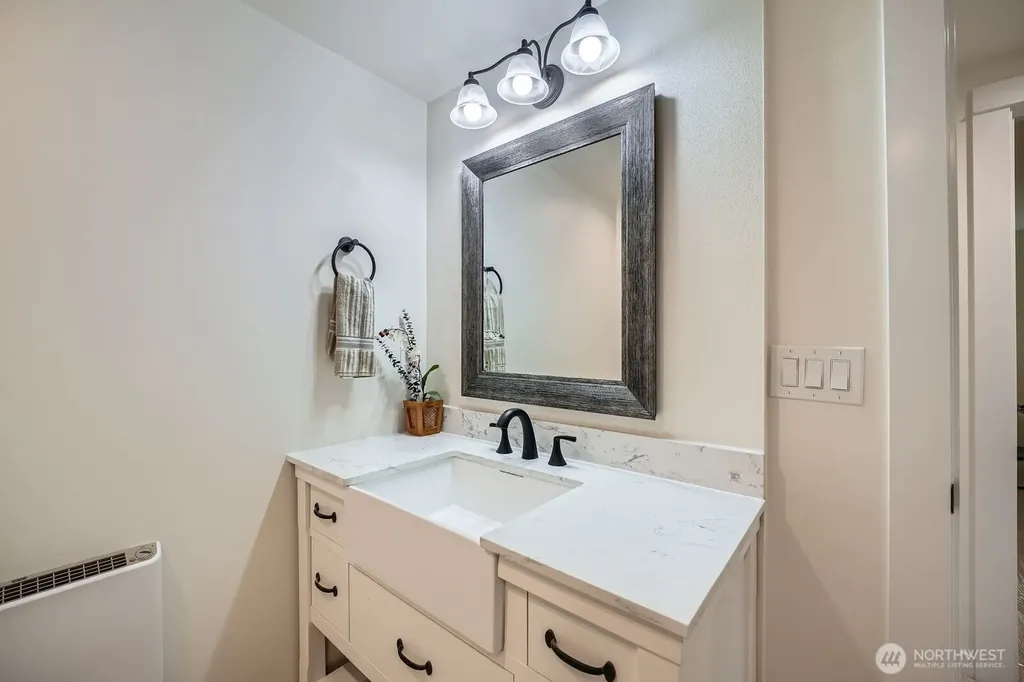 5930 18th Avenue S Seattle WA 98108