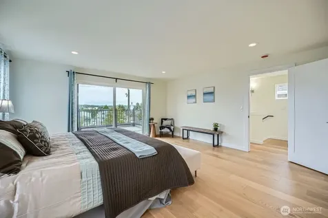 5930 18th Avenue S Seattle WA 98108