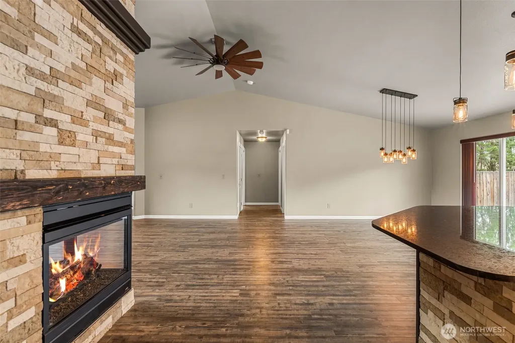 21 Ambrosia Lane Malaga WA 98828