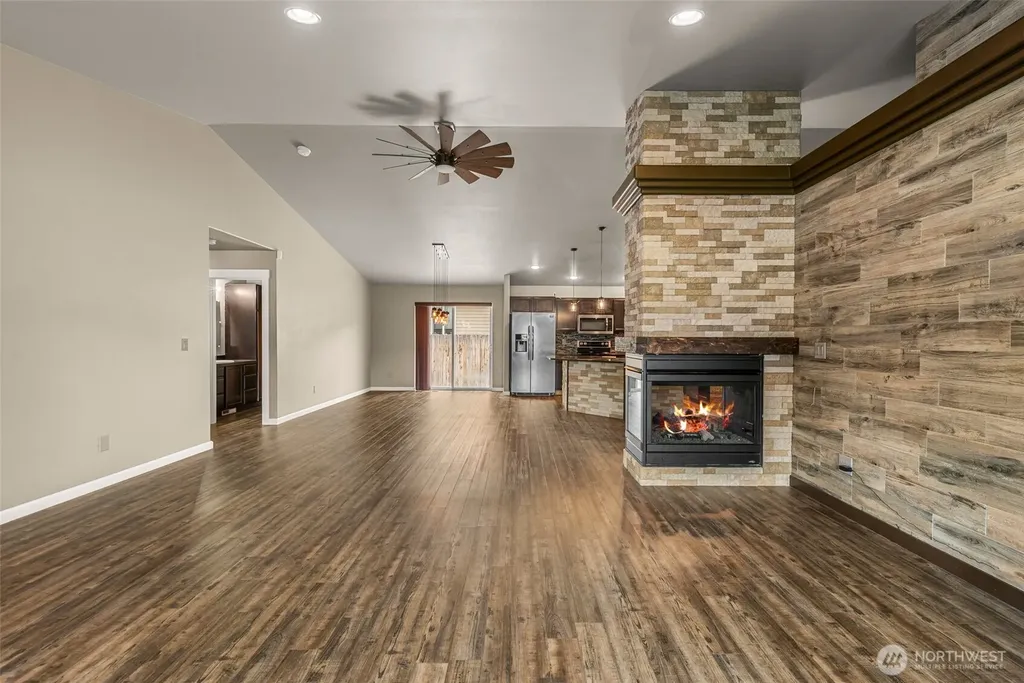 21 Ambrosia Lane Malaga WA 98828