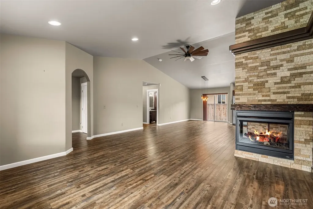 21 Ambrosia Lane Malaga WA 98828