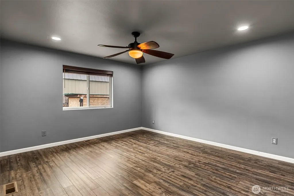21 Ambrosia Lane Malaga WA 98828