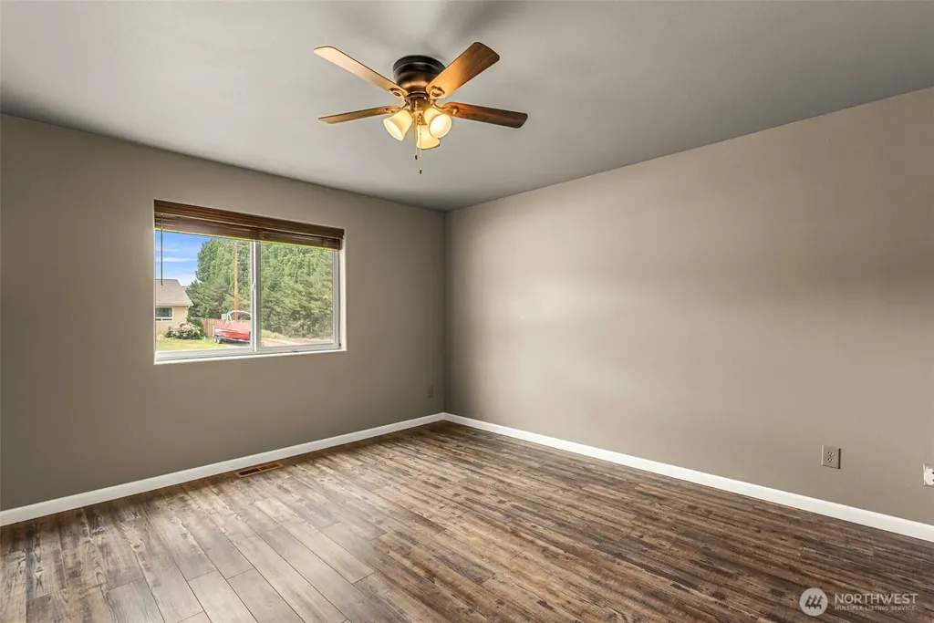 21 Ambrosia Lane Malaga WA 98828